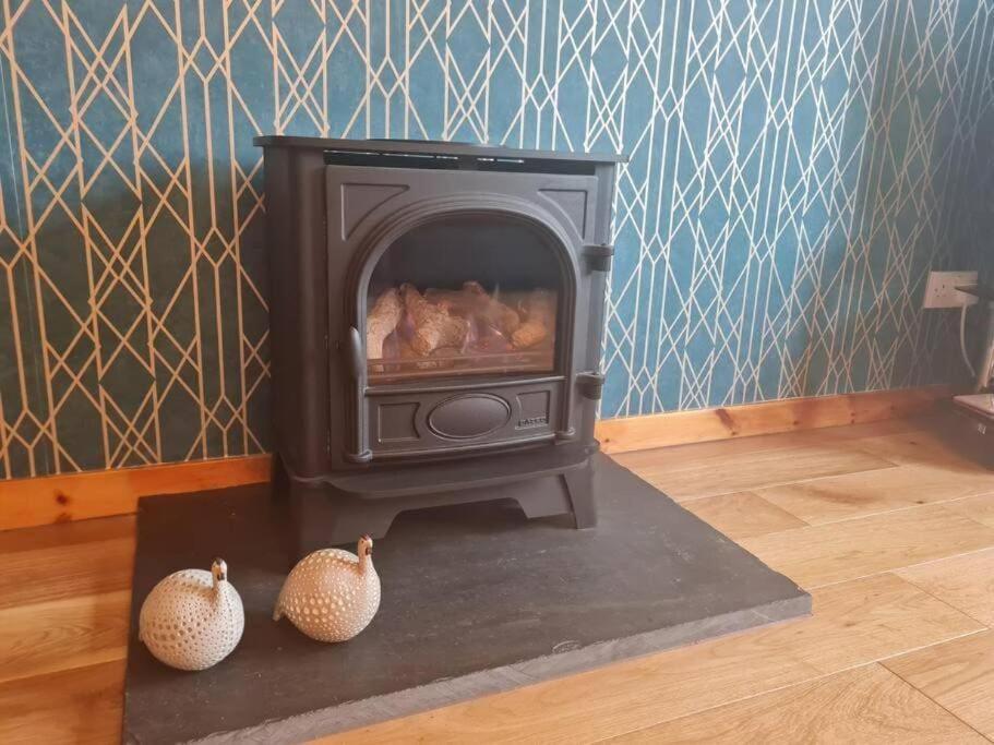 Peaceful Getaway In Holiday home Peebles